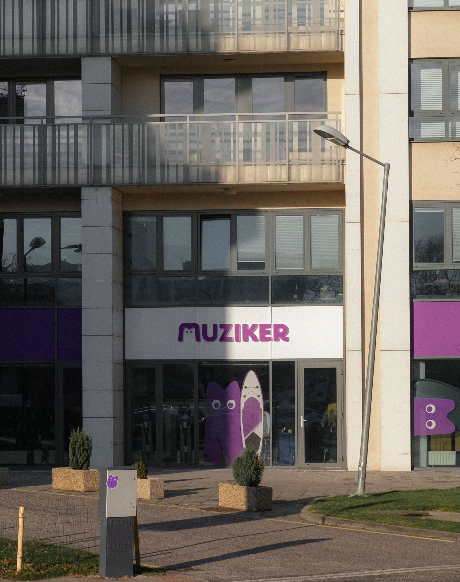 MUZ_Store
